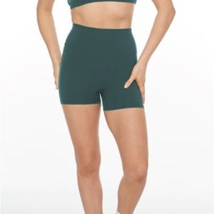 CSB SERENITY SCRUNCH SHORTS